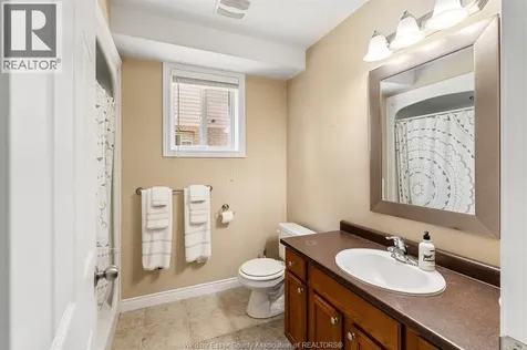 56 Anfred Street Leamington ON N8H 5L3
