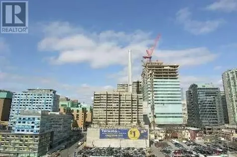 111 Elizabeth Street Toronto (bay Street Corridor) ON M5G 1P7