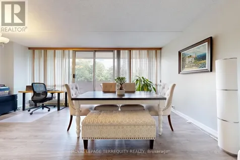 2 Glamorgan Avenue Toronto (dorset Park) ON M1P 2M8