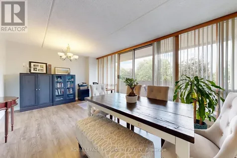 2 Glamorgan Avenue Toronto (dorset Park) ON M1P 2M8