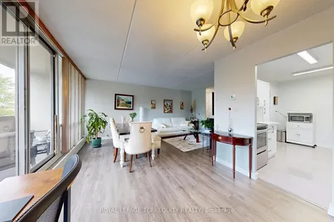 2 Glamorgan Avenue Toronto (dorset Park) ON M1P 2M8