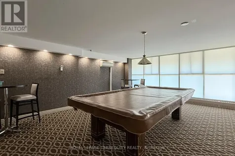2 Glamorgan Avenue Toronto (dorset Park) ON M1P 2M8