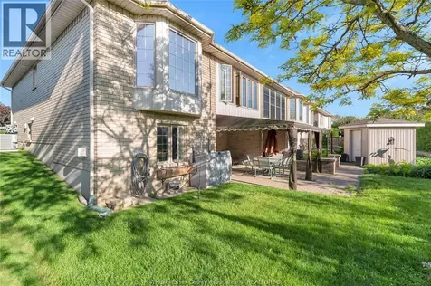 58 Queen's Hill Leamington ON N8H 5M5