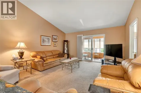 58 Queen's Hill Leamington ON N8H 5M5