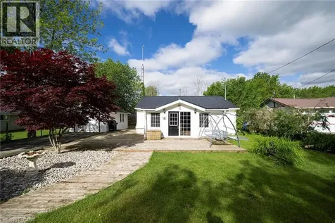 15 Barbara Drive Nanticoke ON N0A 1L0
