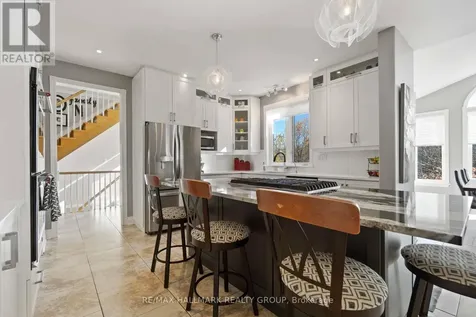 137 Goodman Drive Ottawa ON K2W 1C7