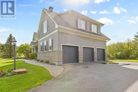 137 Goodman Drive Ottawa ON K2W 1C7