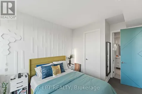 111 Champagne Avenue South Ottawa ON K1S 5V3
