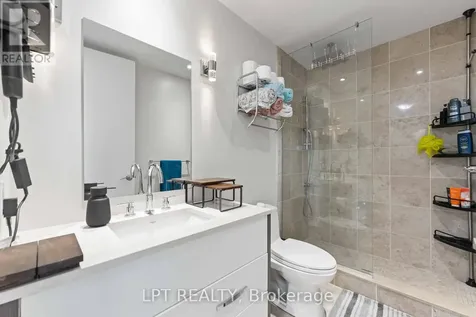 111 Champagne Avenue South Ottawa ON K1S 5V3