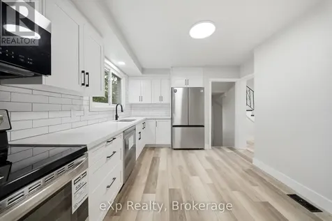 42 Rosewood Avenue Belleville (belleville Ward) ON K8N 4E9