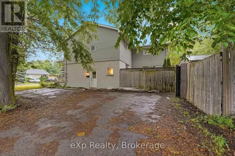 42 Rosewood Avenue Belleville (belleville Ward) ON K8N 4E9