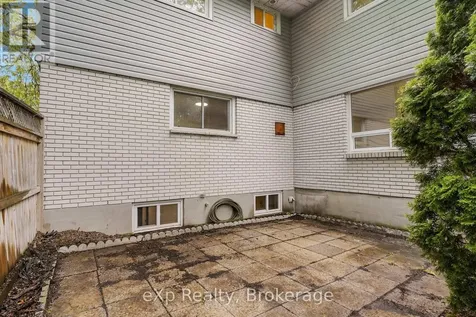 42 Rosewood Avenue Belleville (belleville Ward) ON K8N 4E9