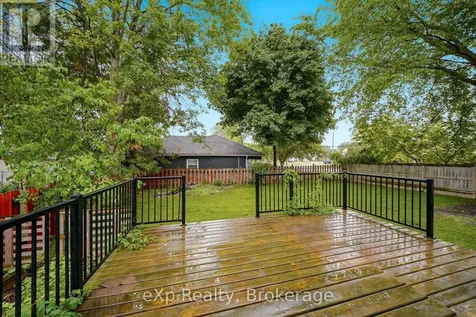42 Rosewood Avenue Belleville (belleville Ward) ON K8N 4E9