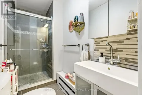 491 Mcleod Street Ottawa ON K1R 5P7