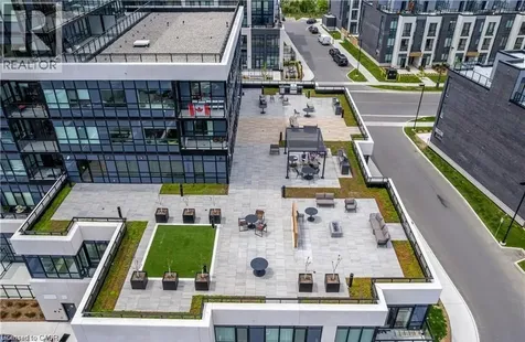 395 Dundas Street West Oakville ON L6M 4M2