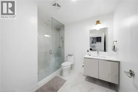 395 Dundas Street West Oakville ON L6M 4M2