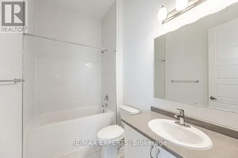 177 Rosenberg Way Kitchener ON N2R 0T2
