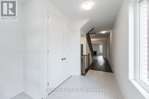 177 Rosenberg Way Kitchener ON N2R 0T2