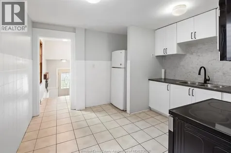 1130 Langlois Windsor ON N9A 2H5
