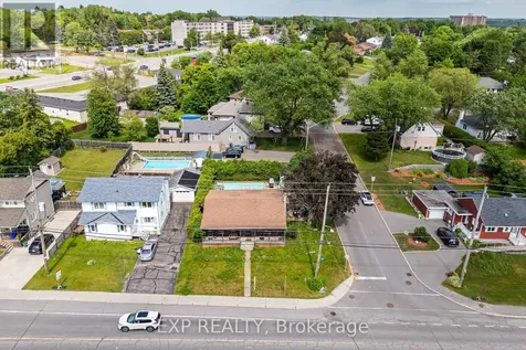 789 Blair Road East Ottawa ON K1J 7M5