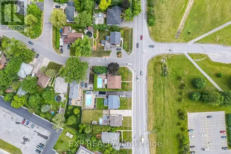 789 Blair Road East Ottawa ON K1J 7M5