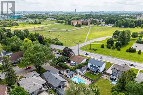 789 Blair Road East Ottawa ON K1J 7M5