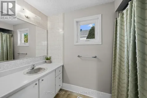 1231 St Augustin Road Russell ON K0A 1W0