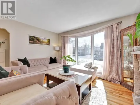 1233 Cheverton Avenue Ottawa ON K1H 7P5