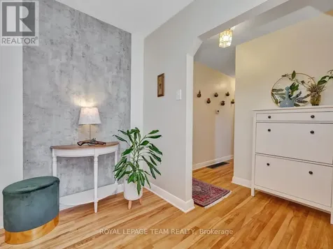 1233 Cheverton Avenue Ottawa ON K1H 7P5