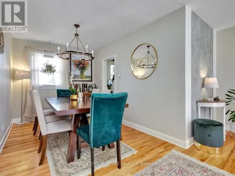 1233 Cheverton Avenue Ottawa ON K1H 7P5