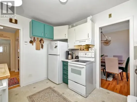 1233 Cheverton Avenue Ottawa ON K1H 7P5