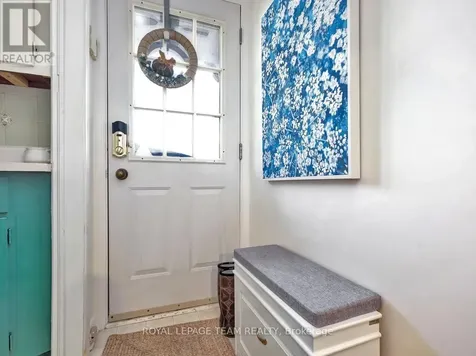 1233 Cheverton Avenue Ottawa ON K1H 7P5