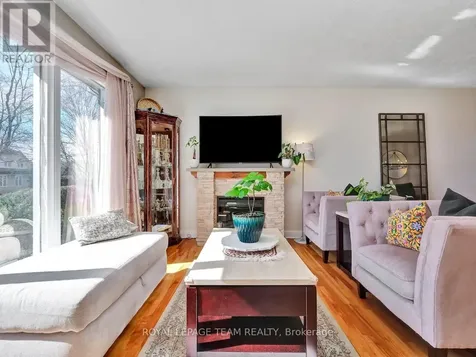 1233 Cheverton Avenue Ottawa ON K1H 7P5