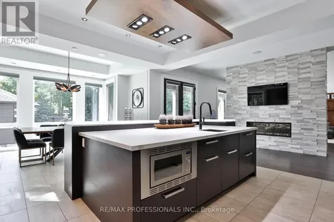 262 Maple Grove Drive Oakville (mo Morrison) ON L6J 4V5
