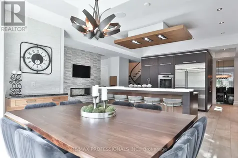 262 Maple Grove Drive Oakville (mo Morrison) ON L6J 4V5