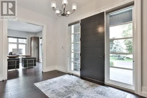262 Maple Grove Drive Oakville (mo Morrison) ON L6J 4V5