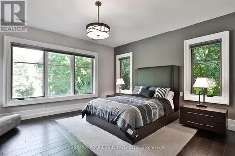 262 Maple Grove Drive Oakville (mo Morrison) ON L6J 4V5