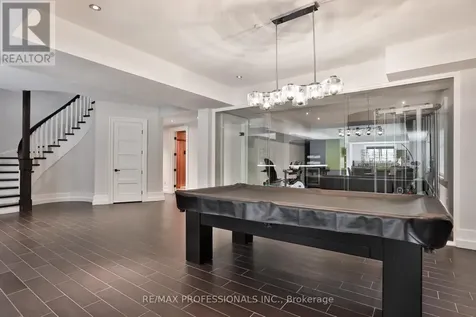 262 Maple Grove Drive Oakville (mo Morrison) ON L6J 4V5
