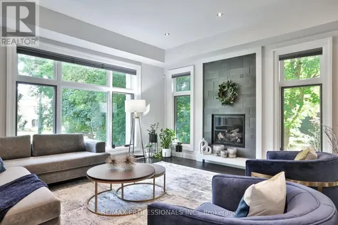 262 Maple Grove Drive Oakville (mo Morrison) ON L6J 4V5