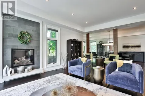 262 Maple Grove Drive Oakville (mo Morrison) ON L6J 4V5