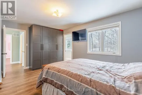 9 Boyd Crescent Oro-medonte (moonstone) ON L0K 1N0