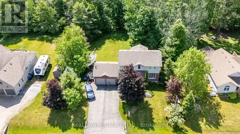 9 Boyd Crescent Oro-medonte (moonstone) ON L0K 1N0