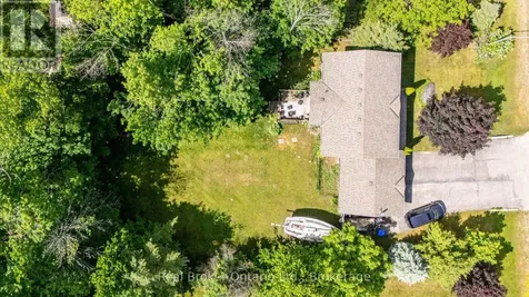 9 Boyd Crescent Oro-medonte (moonstone) ON L0K 1N0