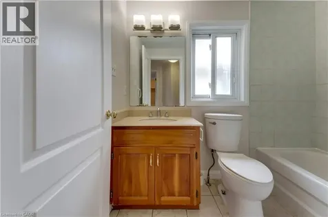 213 Grey Fox Drive Kitchener ON N2E 3N7