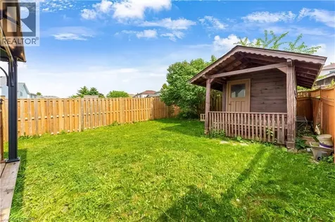 213 Grey Fox Drive Kitchener ON N2E 3N7