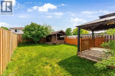 213 Grey Fox Drive Kitchener ON N2E 3N7