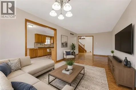 213 Grey Fox Drive Kitchener ON N2E 3N7