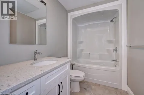 33 Murray Court Milverton ON N0K 1M0