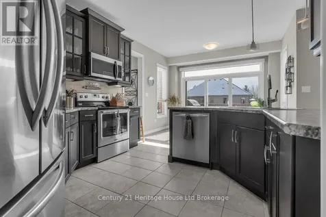29 Brookside Lane Tillsonburg ON N4G 0A1