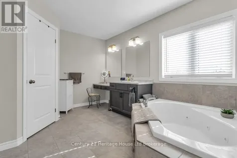 29 Brookside Lane Tillsonburg ON N4G 0A1
